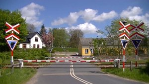 Spoorwegovergang Randers (DK) // Railroad crossing // Jernbaneoverskæring