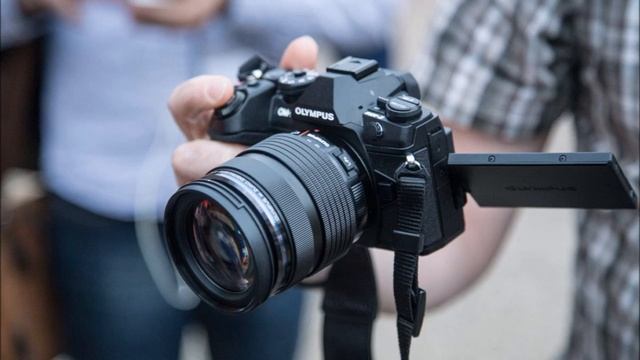 Panasonic Lumix G9 vs Olympus OM-D EM1 II camera comparison смотреть онлайн