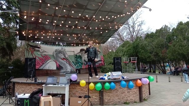 Песня про Анапу. День города в Анапе. Автор и исполнитель Александр Белый.