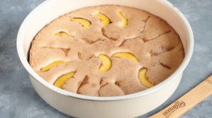 Бисквит с персиком