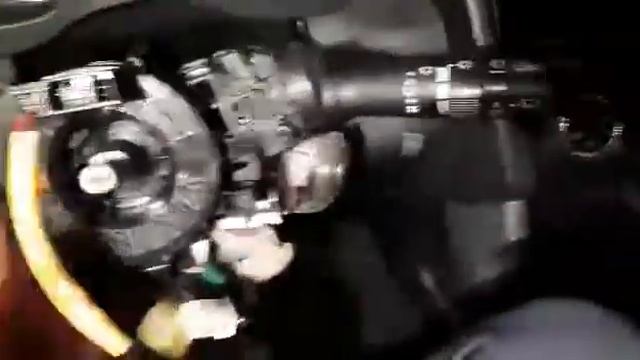 Замена шлейфа на SUBARU forester 2014 года SJ5 часть 1 смотреть онлайн