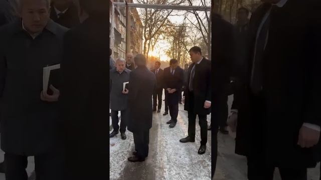Президент Шавкат Мирзиёев Учтепа тумани ҳокимига қатъий эътирозлар билдирди.