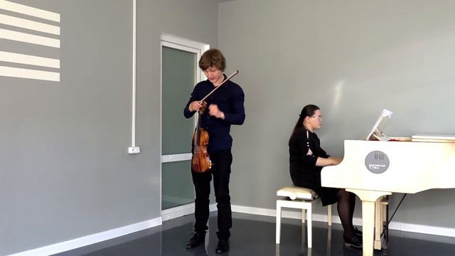 Fantaisie sur 'Norma', Op.18 (Vieuxtemps, Henri). Ilia Plis, violin смотреть онлайн