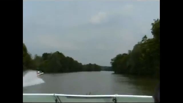 CROWNLINE LAGNY SUR MARNE смотреть онлайн