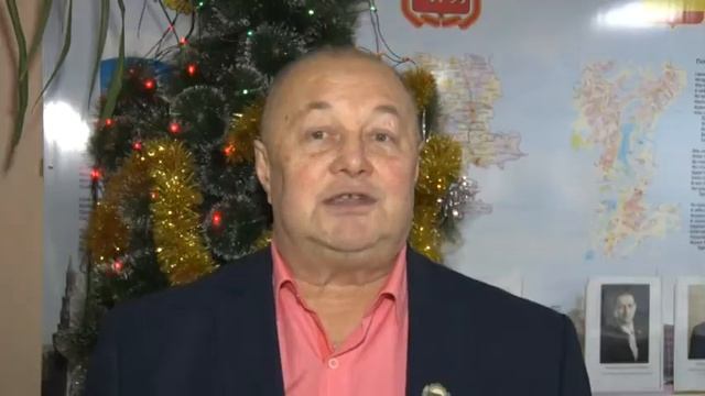 "С НОВЫМ ГОДОМ!". Пожелания от Заслуженного тренера РФ по кикбоксингу И.Козлова смотреть онлайн