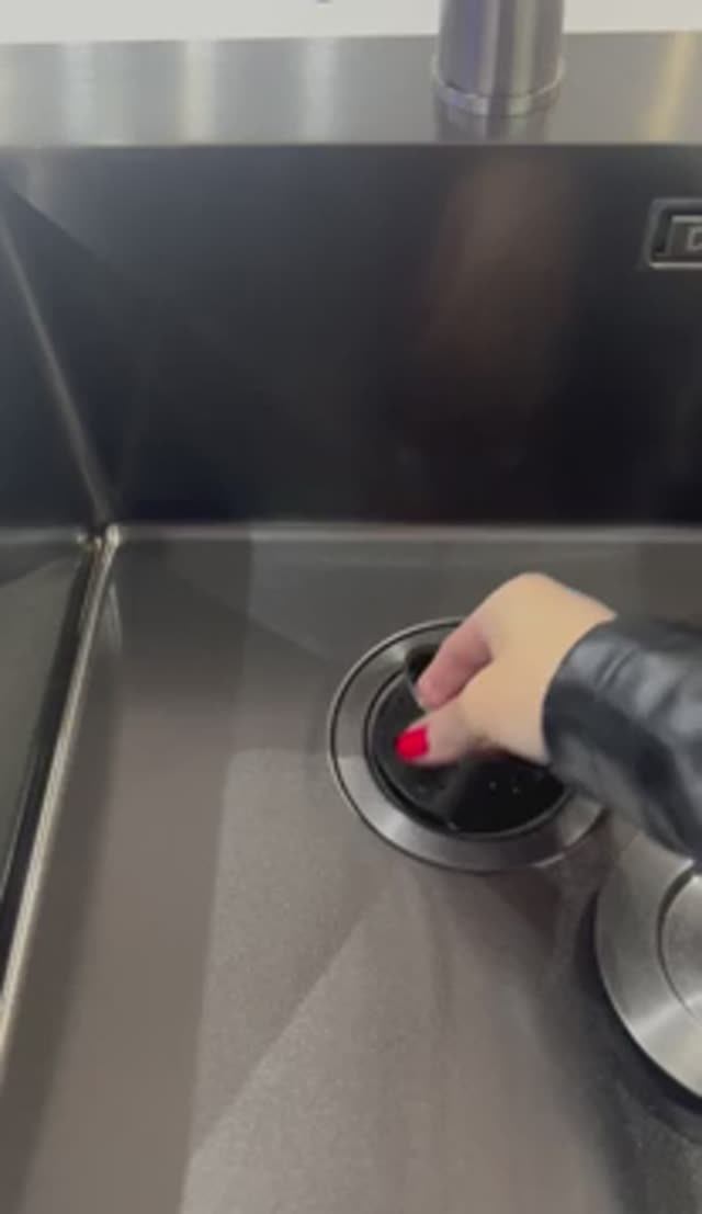 Неубиваемая мойка из нержавеющей стали от немецкого бренда D&K цвет графит смотреть онлайн