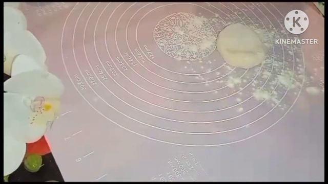 пахтадек юмшоок перашкилар бугун дастирхонингизда.Попробуйте сделать мягкие и пушистые пирожки. смотреть онлайн