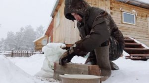 #чистка мороженного карася без оттайки,