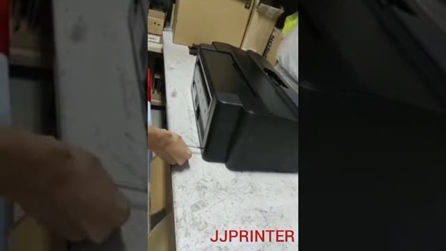 Change Waste Ink Pad for Epson L1800 Printer Part 1 смотреть онлайн