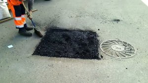 Новый метод ремонта асфальта