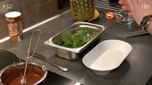 Готовлю десерты в су-вид. Банан и ананас