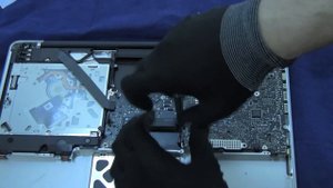 Ремонт MacBook Pro 15" 2012 (полный разбор).m4v