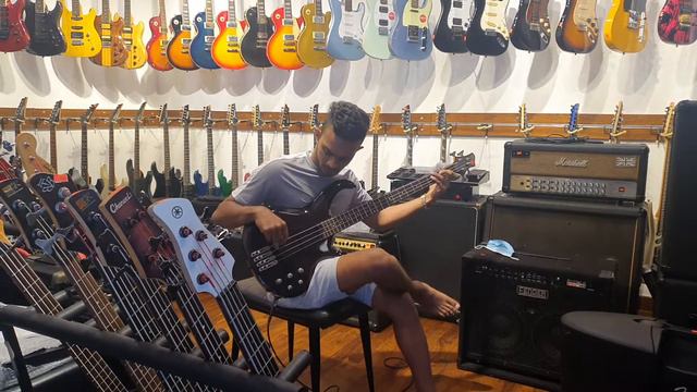 Ibanez BTB 4 Bass# Lahiru Guitar Shop 0774987856@ pannipitiya смотреть онлайн