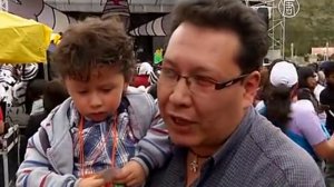 В Ла-Пасе устроили массовые обнимашки