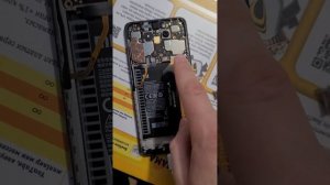 не берет зарядку почему? я вам расскажу. модель POCO X3 Pro