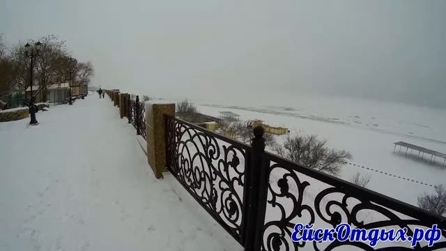 ЕЙСК! ТАГАНРОГСКАЯ НАБЕРЕЖНАЯ И МОРЕ ЗИМОЙ!