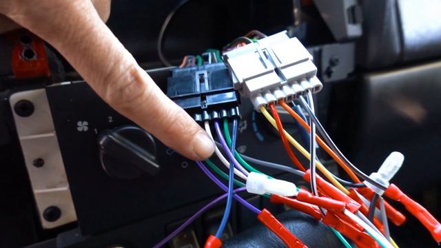 This Car Stereo Turns On But Doesn't Make any Sound , This is how I Fixed It / Jeep Cherokee Xj смотреть онлайн