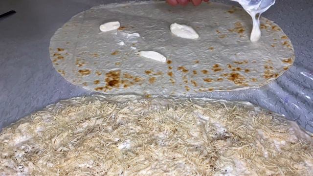 Yuxa salatı necə hazırlanır? Ən dadlı yuxa salatı resepti 🇦🇿💯Lavaş salatı смотреть онлайн