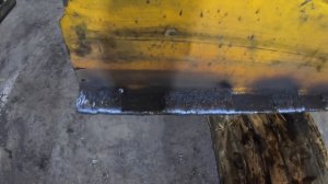 Ремонт опор скольжения на рукояти телескопической стрелы экскаватора-погрузчика New Holland b115b