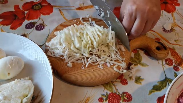 Салат СЛОЙКА. Готовим дома сами. Простой рецепт. Съедается за один присест!