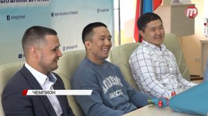 В Бурятию вернулся новоиспечённый чемпион России по вольной борьбе Евгений Жербаев