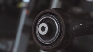 Ремонт Land Rover Range Rover. Замена сайлентблока Рендж Ровер.