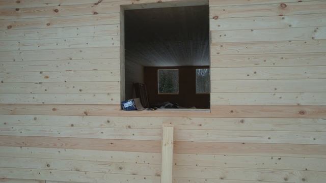 Строительство дома из бруса 6х8 с каркасной мансардой: полёт коптера сквозь мансарду без защиты смотреть онлайн