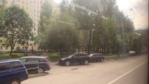 Въезжаем в Восточное Бирюлево и едем по Бирюлевской улице на автобусе М89