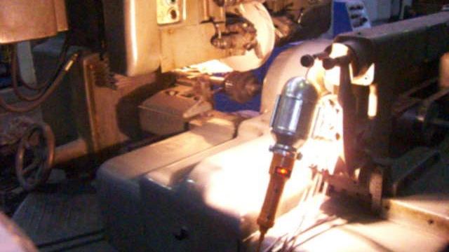 Шлифовка зуба шестерен для токарных станков на зубошлифовальном станке