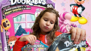 Распаковка мистической коробки Disney Doorables #видеодлядетей #детскийканал