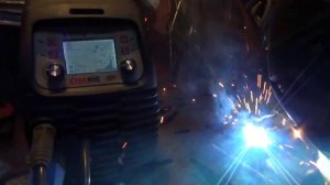 XTRAMIG 200 SYN Сваривает за вас сам! S-10мм. в один проход!