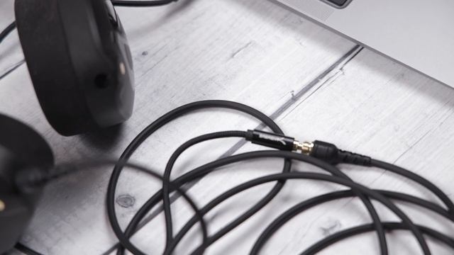 SABRENT Type C to 3.5mm Audio Jack Active Adapter Cable смотреть онлайн