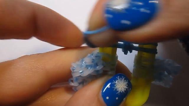 СТРЕКОЗА из резинок на рогатке. Фигурка из резинок | Dragonfly Rainbow Loom Charm смотреть онлайн