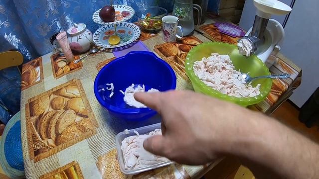 Вкуснейшая намазка на хлеб из сала и чеснока ,помазуха ,лёгкая закуска .