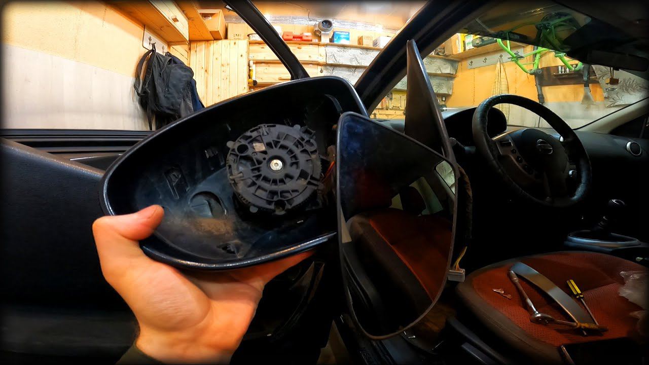 Замена зеркального элемента на наружном зеркале заднего вида Nissan Qashqai 2006-2010год смотреть онлайн