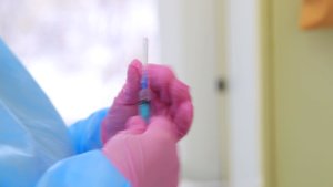 Медики рекомендуют жителям Костромской области пройти вакцинацию от гриппа до начала декабря