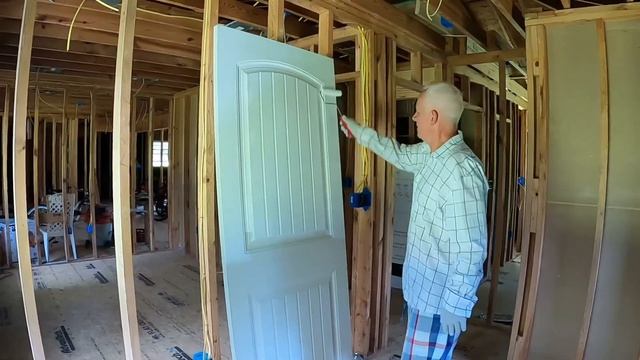 Как просто покрасить дверь в Америке! Handyman job смотреть онлайн