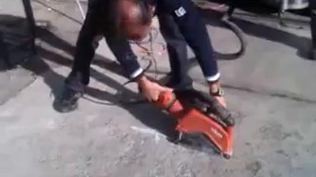 Hilti DCG 230 con cappa di aspirazione смотреть онлайн