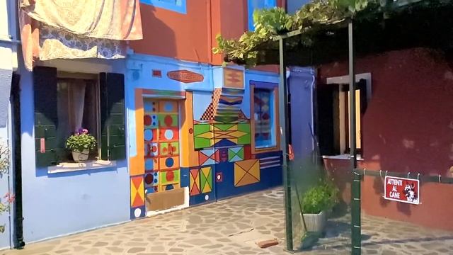 Разноцветный остров Бурано в Венеции
