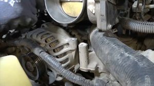 Ford Explorer 4 V8 4.6- Замена генератора. Ford Explorer 4 V8 4.6 - Generator replacement