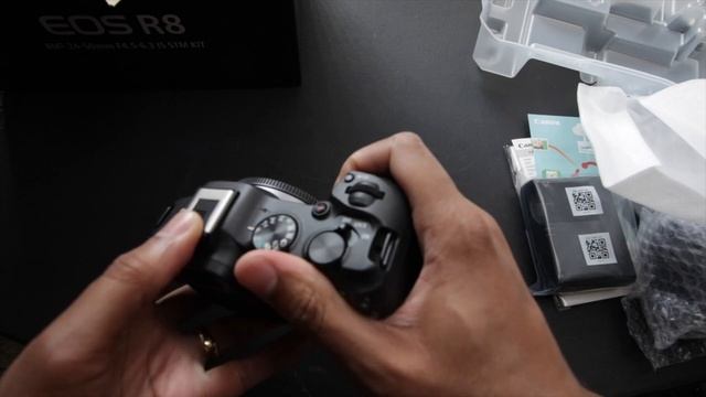 Canon EOS R8 Unboxing! (Unboxing ASMR) смотреть онлайн