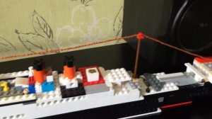Мозаика Титаник из Лего и корабль