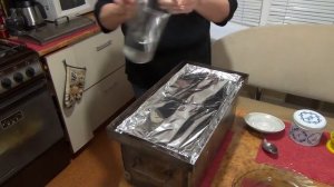 Коптим сало на кухне. Новая коптильня.