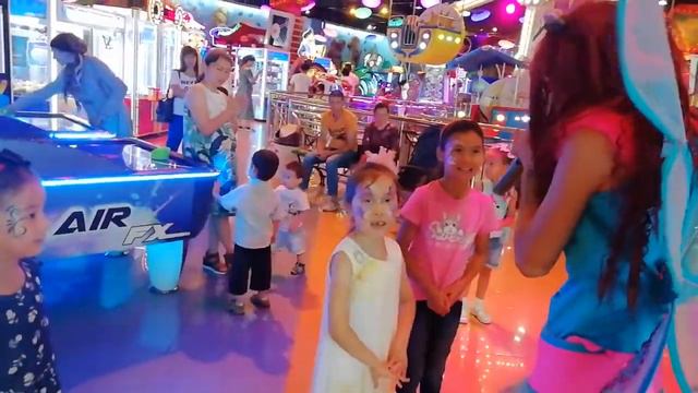 День рождение Алтынайки и Айдарчика. Шымкент, Фанки таун, 2019 г. смотреть онлайн