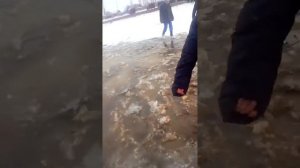 Хелетуринцы   ломают лёд