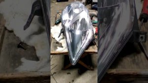 Распаковка условно не разборной фары Toyota Auris от Valeo.