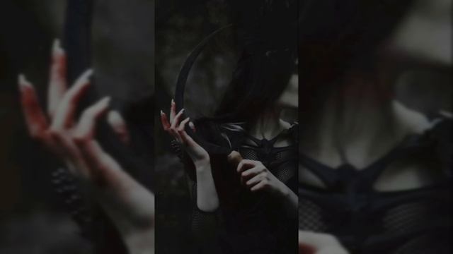 КАКАЯ Я ВЕДЬМА, МАГ/КАКАЯ СИЛА МЕНЯ ЗОВЕТ#магия #таро #практическаямагия #свечи