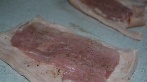 Рулет из свиной шкурки