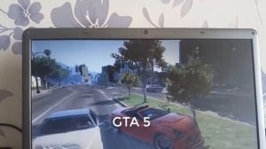 GTA 5, Crysis 3, Unravel на ноутбуке Samsung NP355V5C-S0ERU