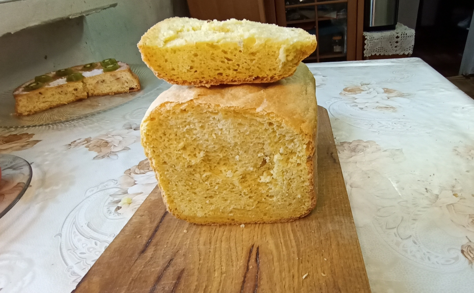 Хлеб с пряностями в хлебопечке oursson 1023.